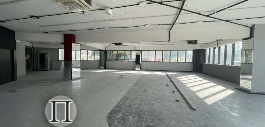 Επαγγελματικός χώρος μεγάλης προβολής στο Γαλάτσι