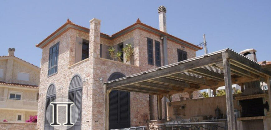 Μονοκατοικία 240 τ.μ. στην Ανάβυσσο